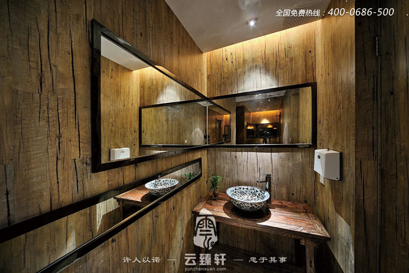 衛(wèi)生間的裝修則是以中式的元素為主