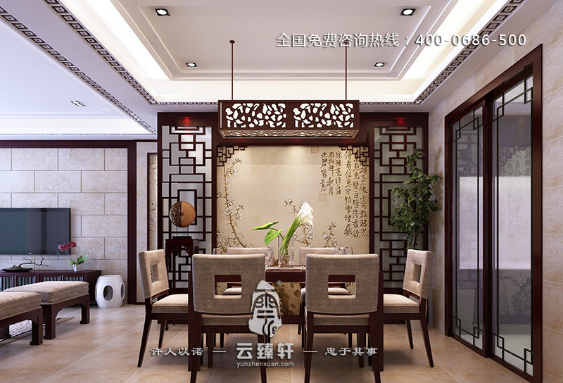 擺放整齊的簡(jiǎn)約中式餐桌椅